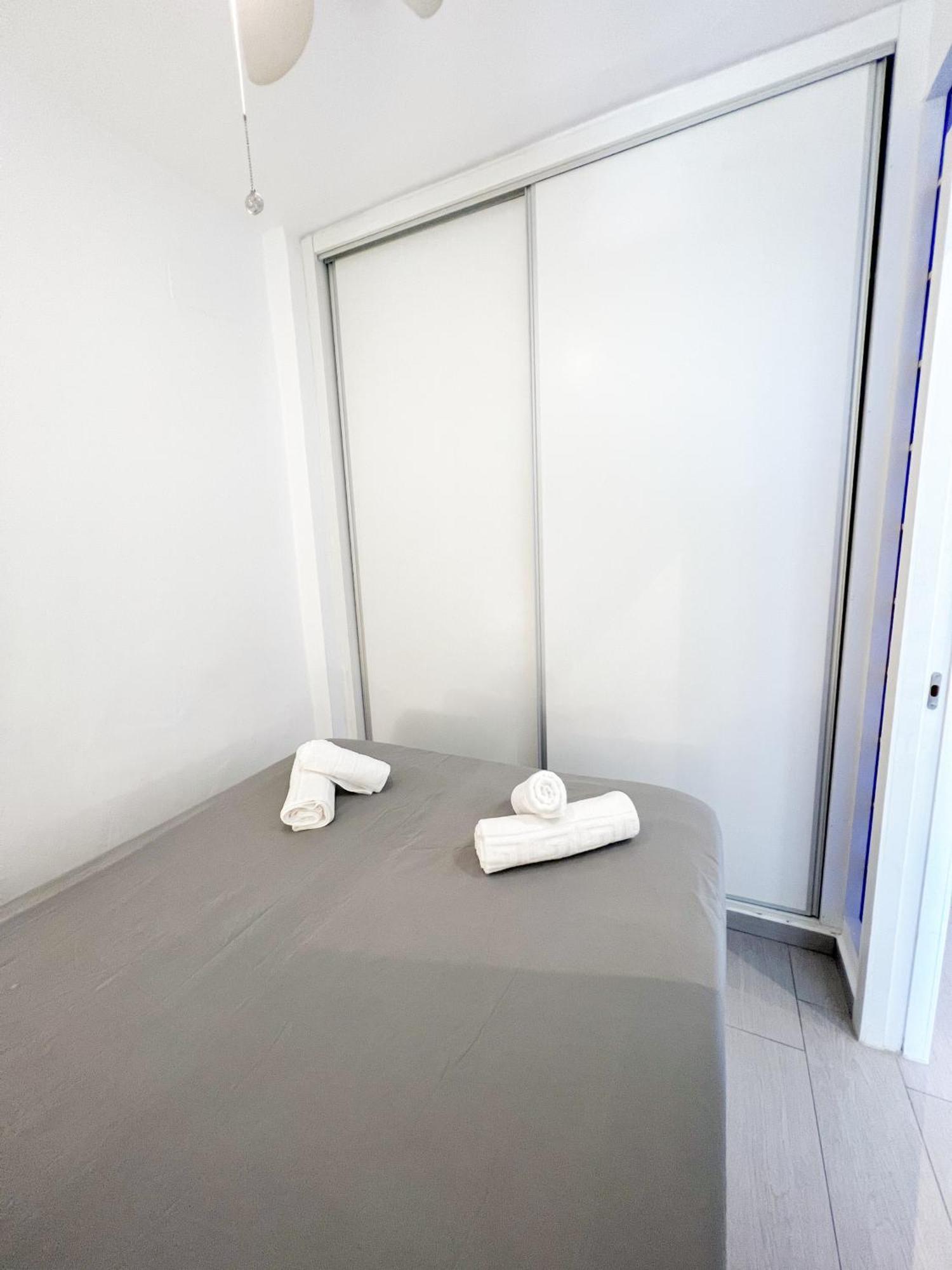 Elegant 1bdr Bright Flat With Pool Torremolinos