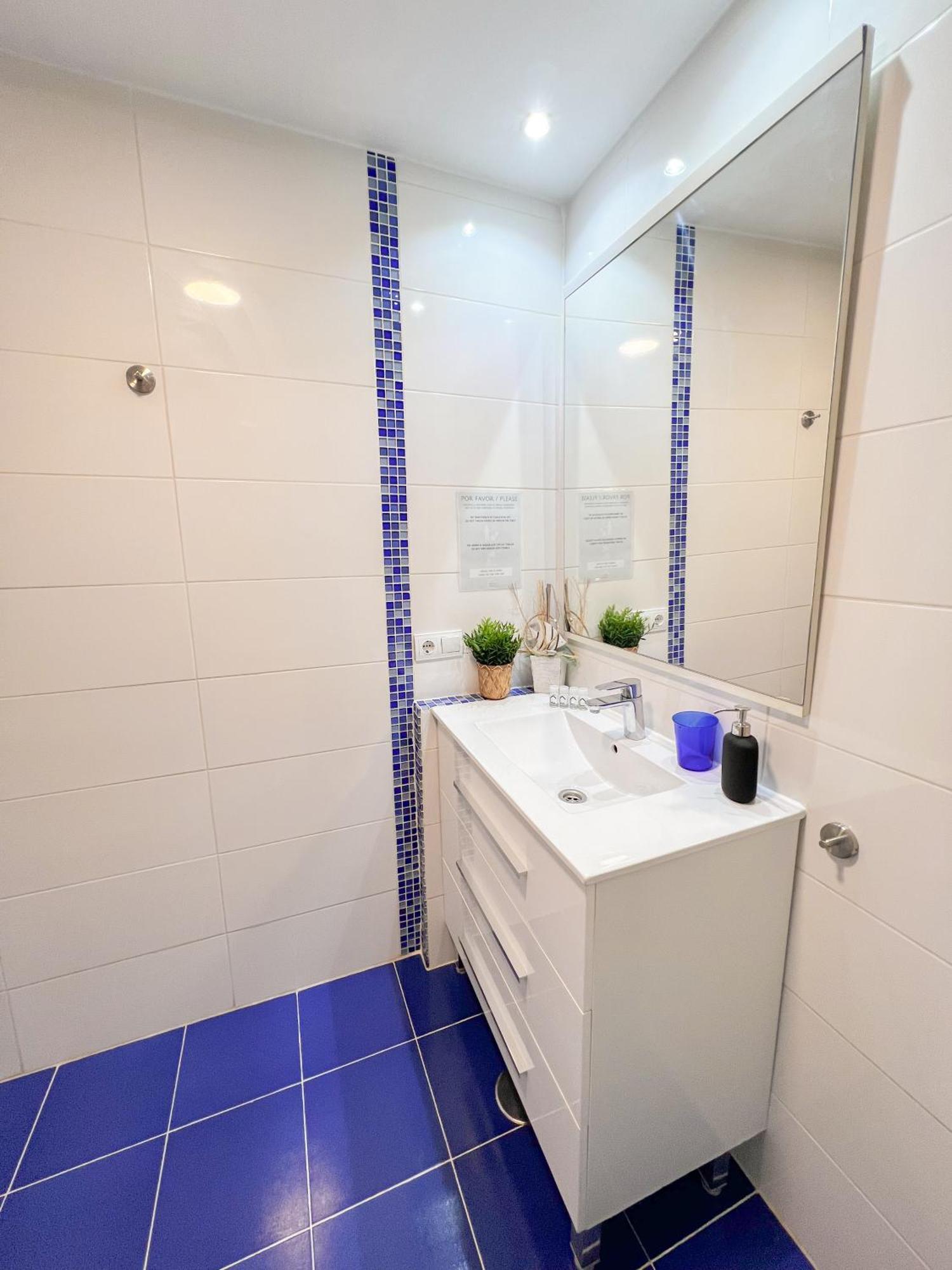 Elegant 1bdr Bright Flat With Pool Appartamento